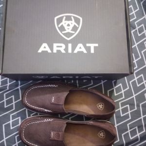 Ariat cruiser flats
